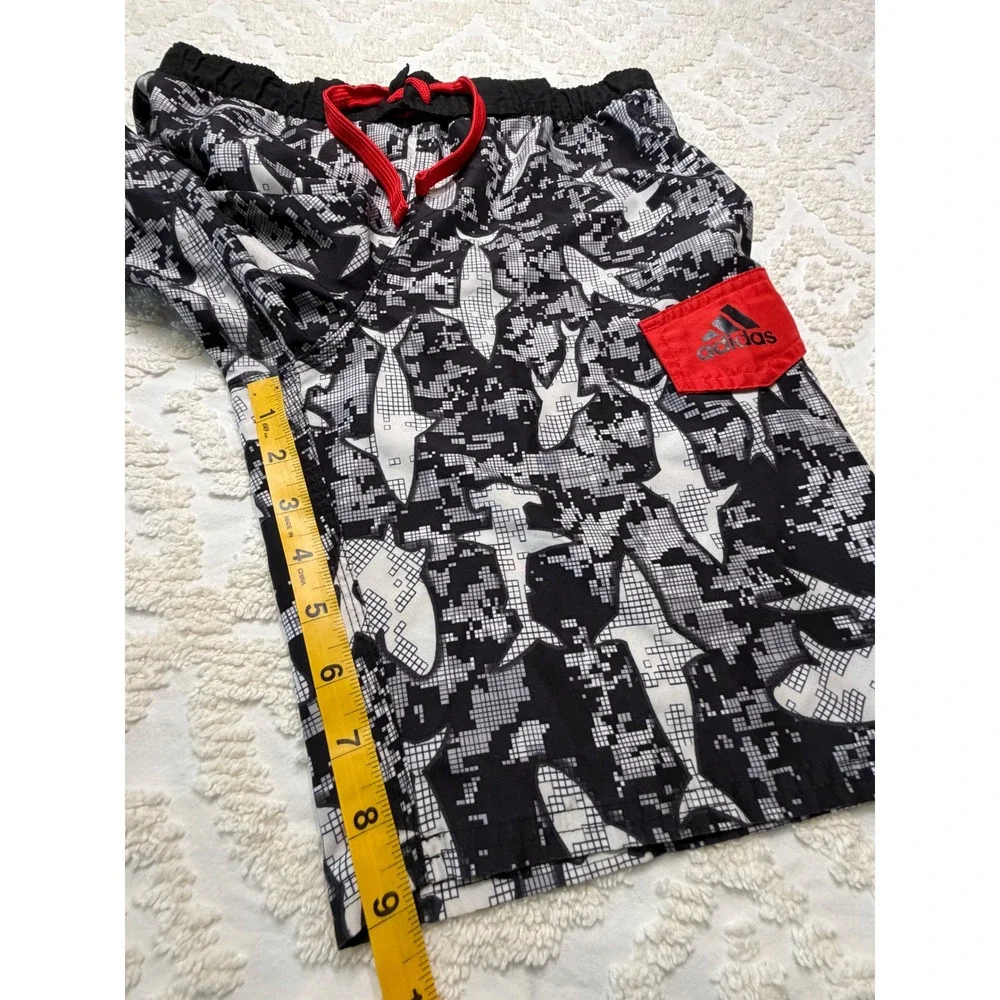 Adidas Shark Digital Camo Swim‎ Trunks Black White Red Size M Boys Board Shorts